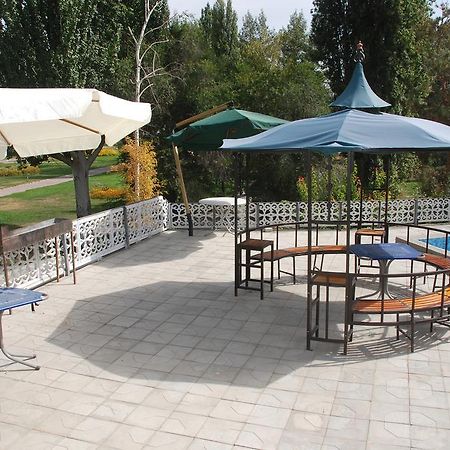 " У Татьяны" Hotel Cholpon-Ata Bagian luar foto